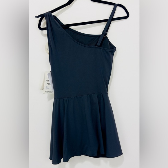 Coco Reef Contours Shapemaker Black One Shoulder Swimsuit Attached Saron… - Picture 5 of 11